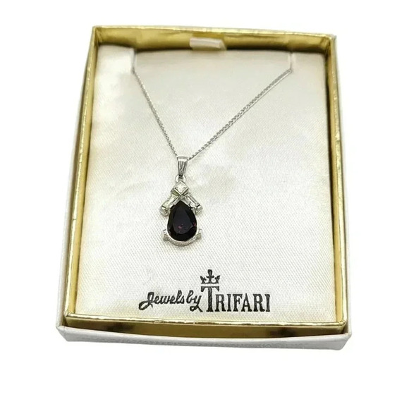 Crown Trifari January Red Garnet Rhinestone Birthstone Silver Tone Necklace NOS - Picture 1 of 6